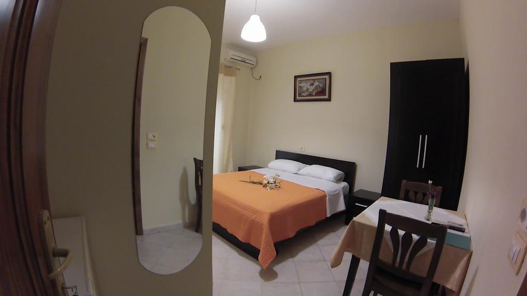 4 Stinet 3* Vlorë