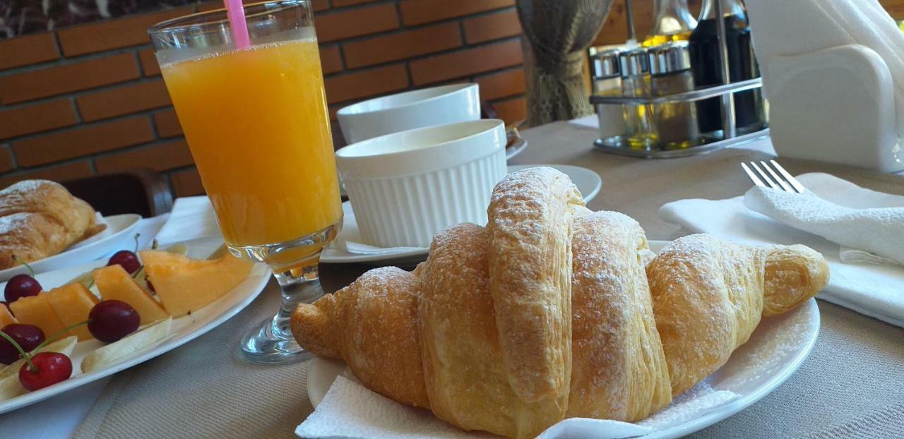 4 Stinet Hotell Vlorë