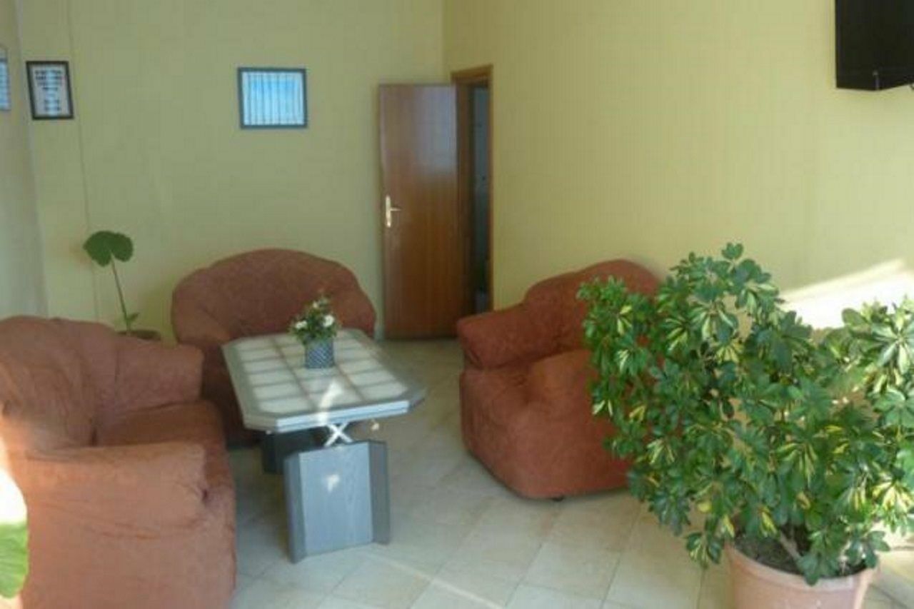 4 Stinet Hotell
